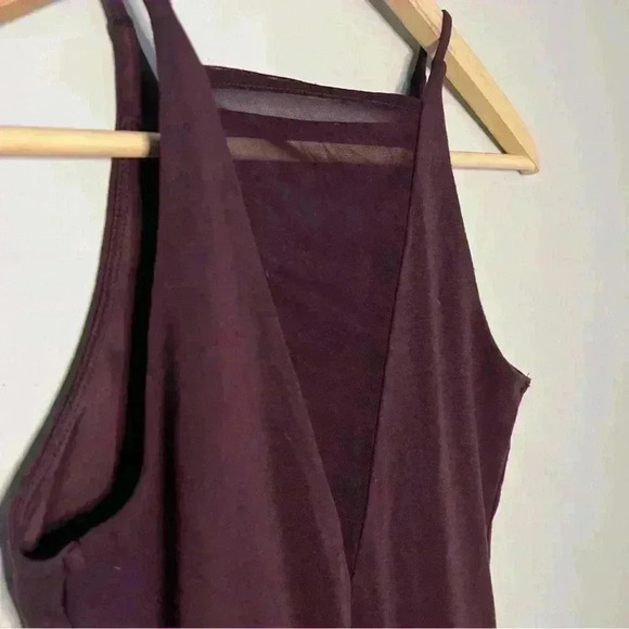 Express burgundy bodysuit w/mesh inlay front & back size XS in EUC - Picture 1 of 5
